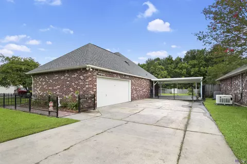 13384 Arnold Rd, Walker, LA 70785 photo 3
