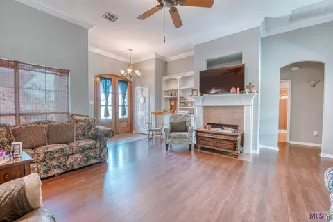 34172 Garnet Lake Dr, Walker, LA 70785 photo 5