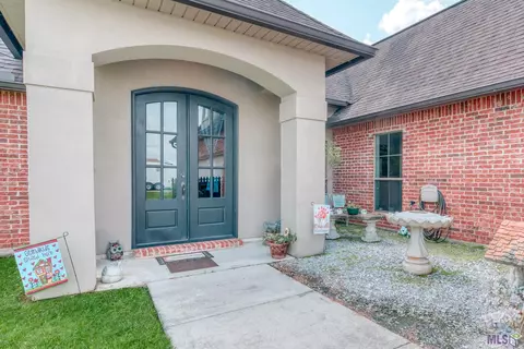 34172 Garnet Lake Dr, Walker, LA 70785 photo 3