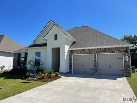 58835 Island Dr, Plaquemine, LA 70764