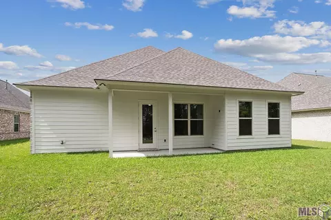 5114 Black River Rd, Darrow, LA 70725 photo 3