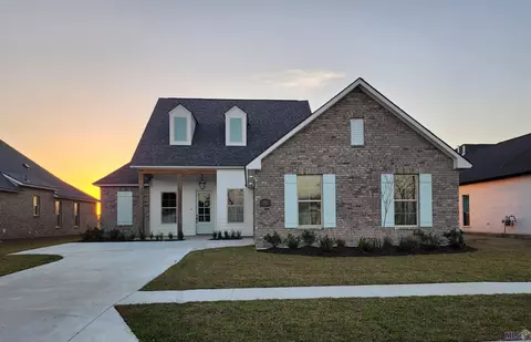 5221 White River Rd, Darrow, LA 70725 photo 1