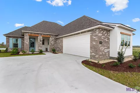 5207 White River Rd, Darrow, LA 70725 photo 2