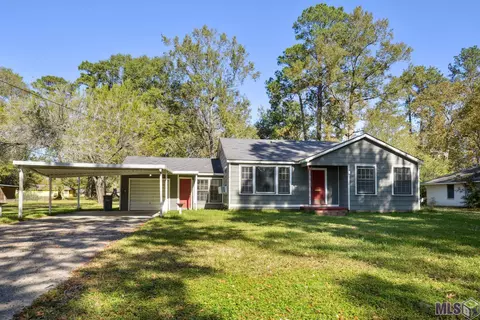 10465 White Oak Dr, Baton Rouge, LA 70815