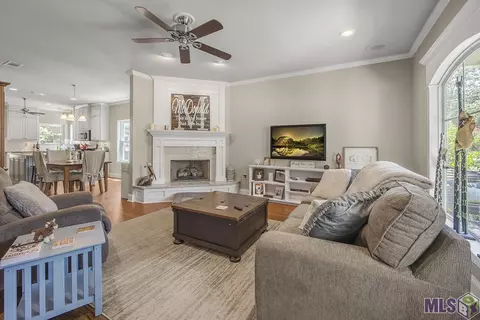 12599 Ina Dr, Walker, LA 70785 photo 4