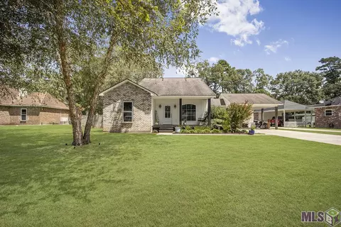 12599 Ina Dr, Walker, LA 70785 photo 1