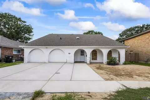 56 Madrid Ave, Kenner, LA 70065 photo 1
