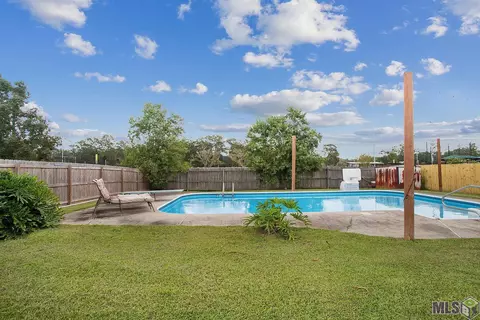 30408 Paul St, Walker, LA 70785 photo 5