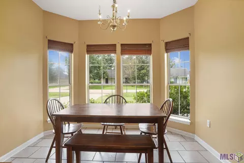 30408 Paul St, Walker, LA 70785 photo 10