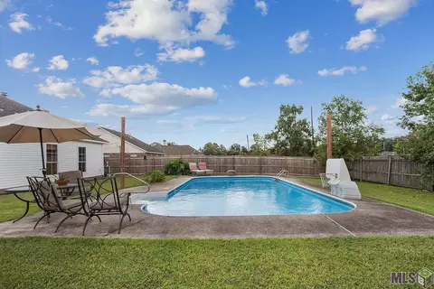 30408 Paul St, Walker, LA 70785 photo 3