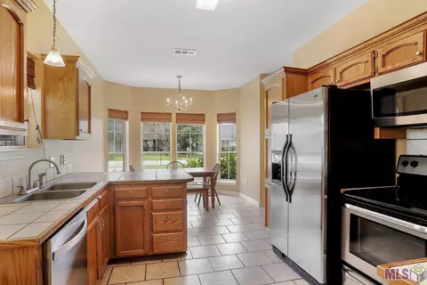 30408 Paul St, Walker, LA 70785 photo 8
