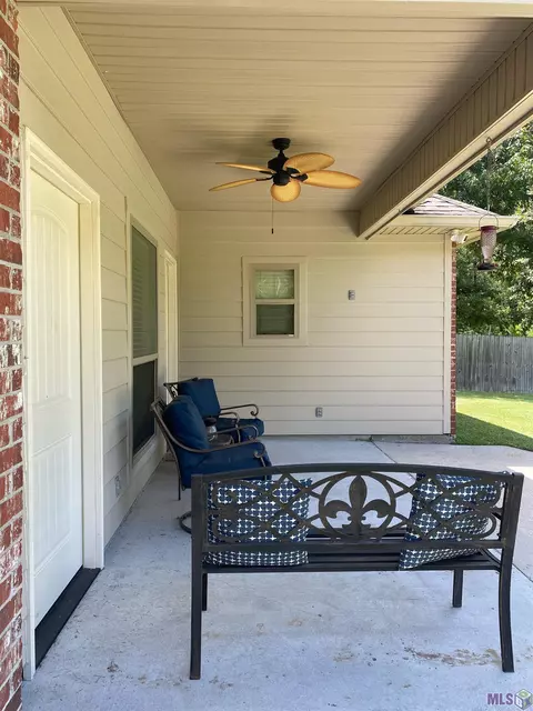 14175 Meadow Brook Ln, Walker, LA 70785 photo 18