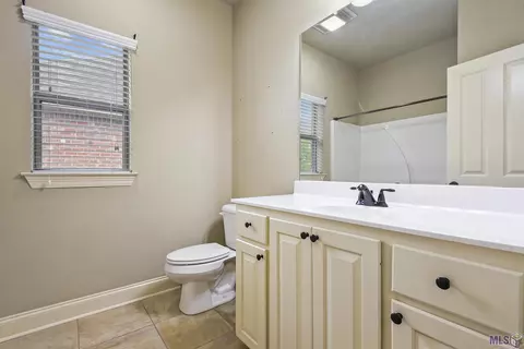 31036 Lake Spring Dr, Walker, LA 70785 photo 10