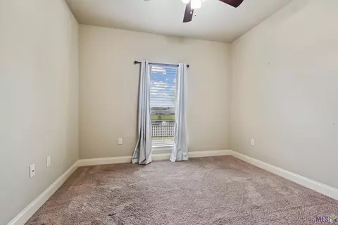 31036 Lake Spring Dr, Walker, LA 70785 photo 11