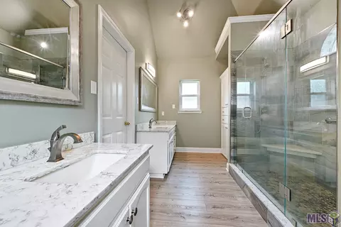 30130 Oak Shadow Dr, Walker, LA 70785 photo 9