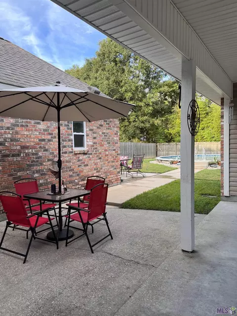 30130 Oak Shadow Dr, Walker, LA 70785 photo 15