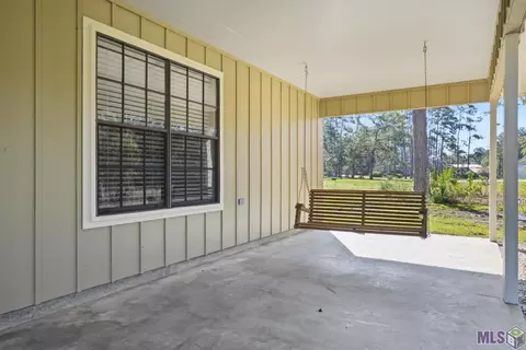31469 River Pines Dr, Springfield, LA 70462 photo 6