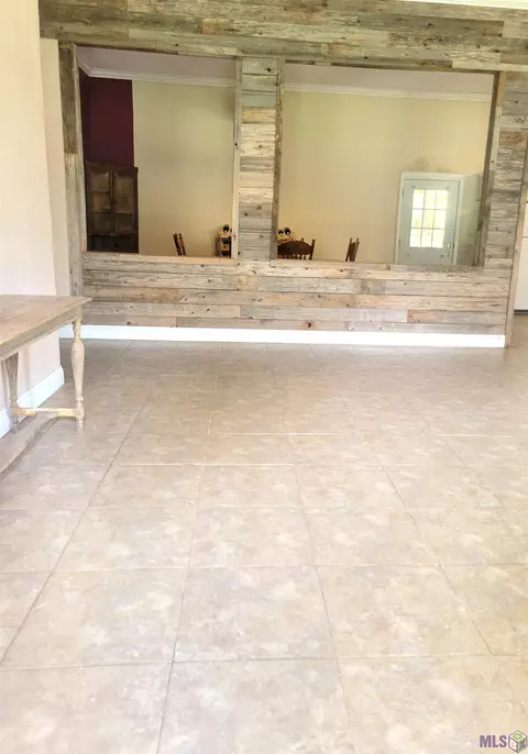 30097 Huff Chapel Rd, Springfield, LA 70462 photo 2