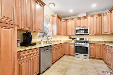 28270 Luke Ln, Walker, LA 70785 photo 5