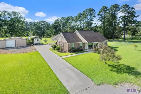 28270 Luke Ln, Walker, LA 70785 photo 1