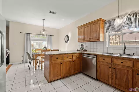 13740 Kelley St, Walker, LA 70785 photo 4