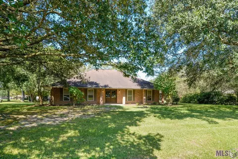 12133 Partridgewood Dr, Baker, LA 70714 photo 1