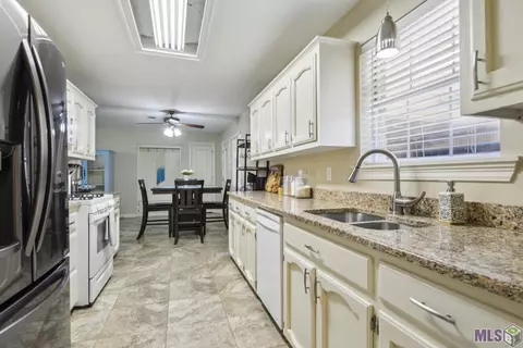 12133 Partridgewood Dr, Baker, LA 70714 photo 19