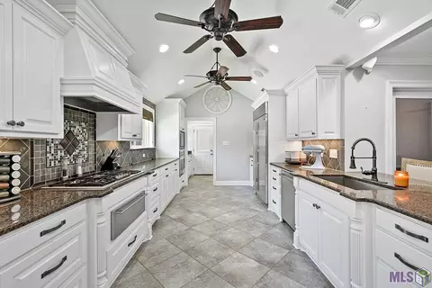 14283 Carey Rd, Baker, LA 70714 photo 5