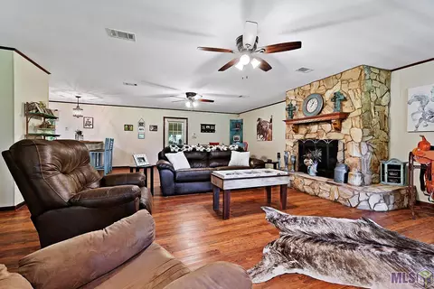 8561 Lemon Rd, Slaughter, LA 70777 photo 3