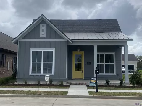 158 Royal Oak Blvd, Thibodaux, LA 70301