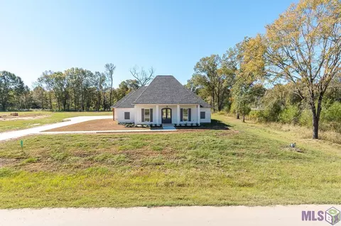 4245 Hidden Pointe Dr, Jackson, LA 70748 photo 2