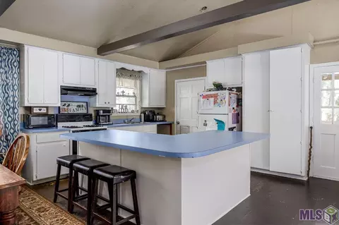 15210 El Ranchitos Ave, Pride, LA 70770 photo 7