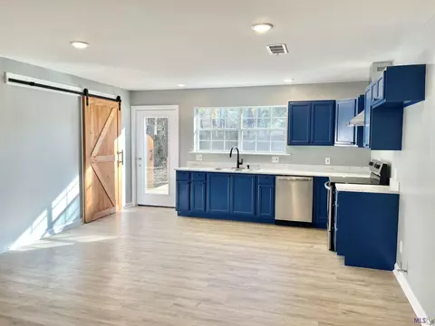 9266 Florida Blvd, Walker, LA 70785 photo 5