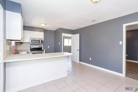 13206 Morvant Rd, Baker, LA 70714 photo 6