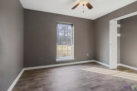 10024 Ardoon Dr, Baker, LA 70714 photo 9