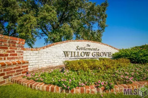 11641 Willow Garden Ln, Baton Rouge, LA 70810