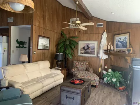 20558 Carpenter Rd, Springfield, LA 70462 photo 11