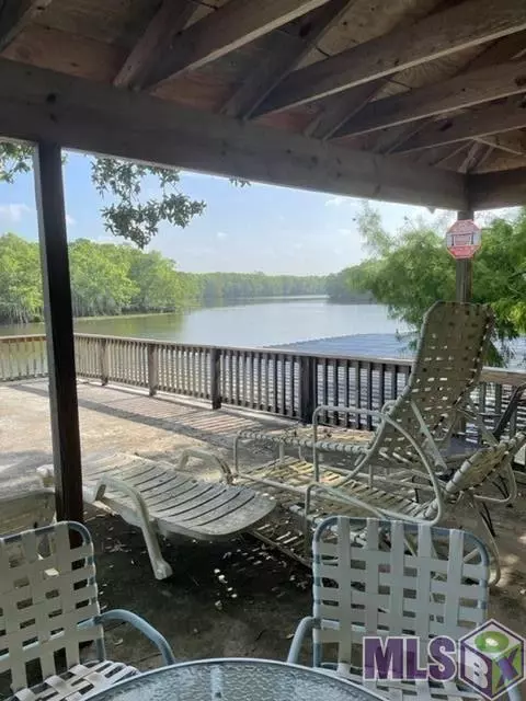 20558 Carpenter Rd, Springfield, LA 70462 photo 6