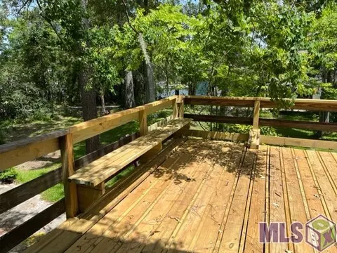 20558 Carpenter Rd, Springfield, LA 70462 photo 3