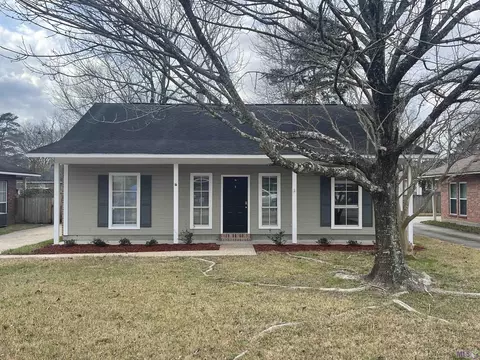 11135 Henson Dr, Greenwell Springs, LA 70739