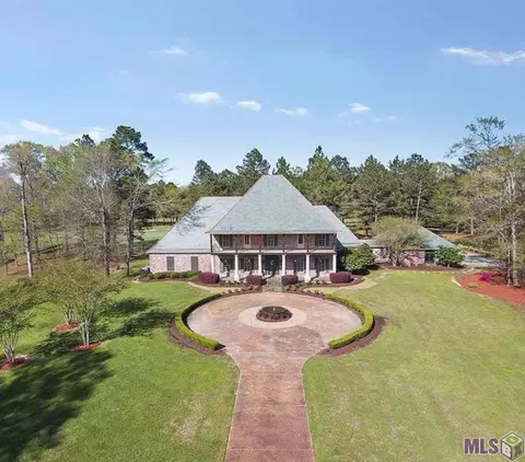 13865 Sweetwoods Hollow Dr, Saint Francisville, LA 70775