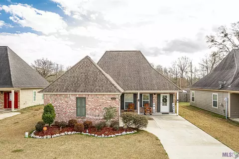 5834 Shadowood Dr, Baton Rouge, LA 70812