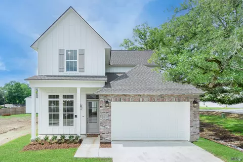 6636 Oak Crossing Ave, Baton Rouge, LA 70817