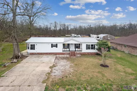 44121 Toucan St, Sorrento, LA 70778