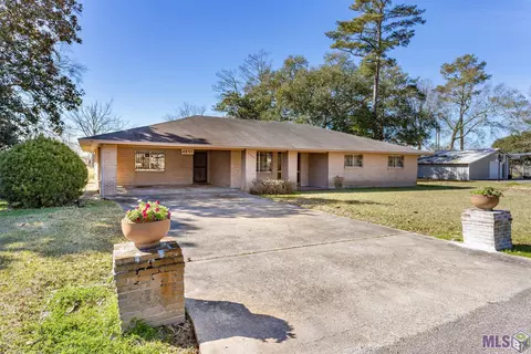 4655 Choctaw Rd, Brusly, LA 70719