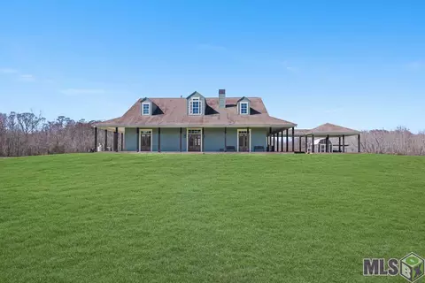 46086 Bass Rd, Saint Amant, LA 70774