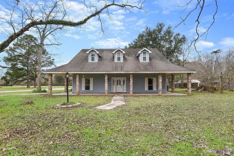 8775 Sully Dr, Baton Rouge, LA 70818