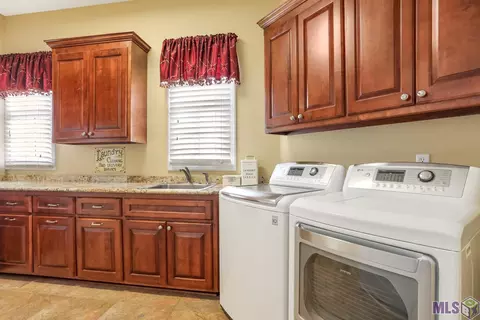 23872 Monarch Pt, Springfield, LA 70462 photo 33