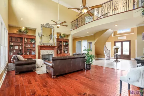 23872 Monarch Pt, Springfield, LA 70462 photo 10