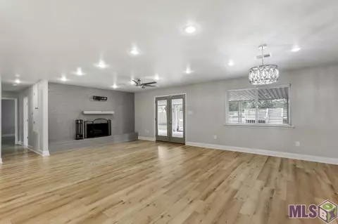 112 Heritage Cr, Slidell, LA 70458 photo 6